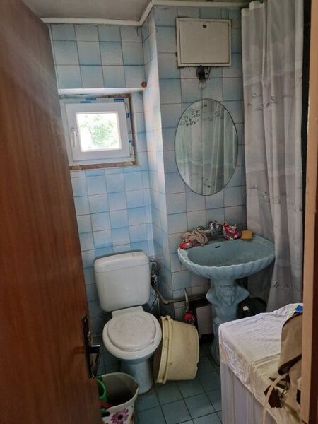 Obor langa metrou, primarie, piata str. Chiristigiilor,